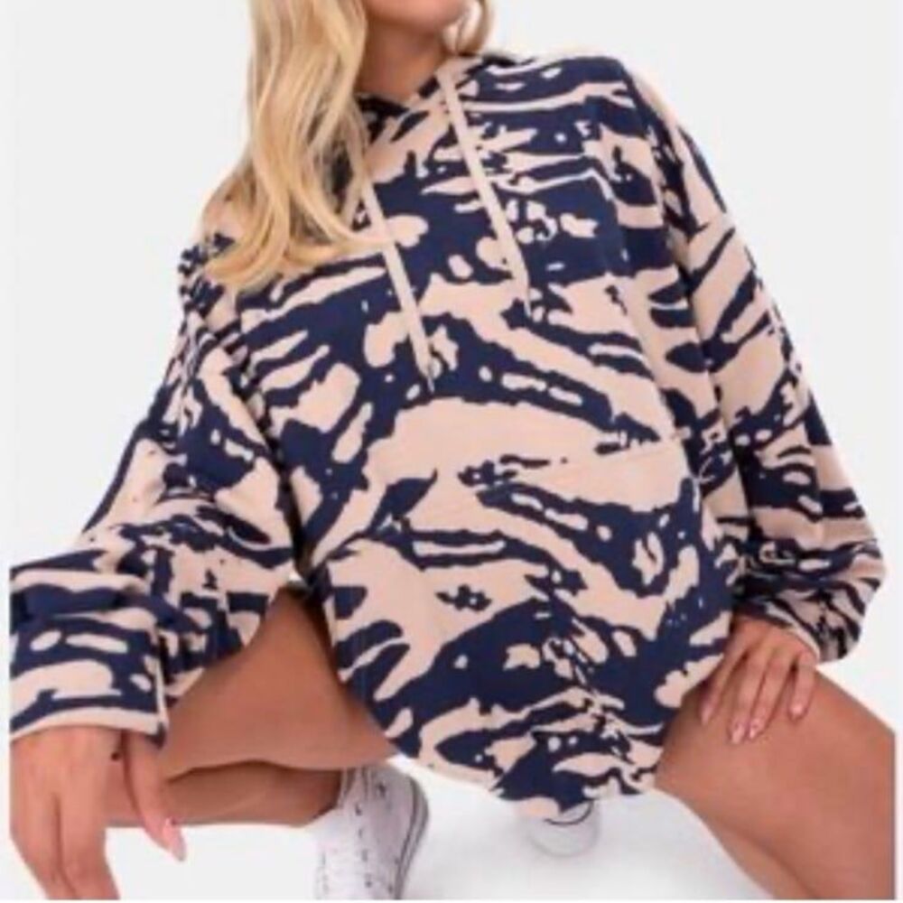 Adika Oversized Hoodie Cream/Blue